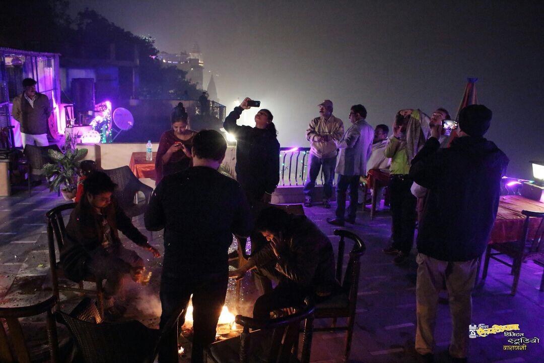 Hotel Sita Palace On Heritage Ghats Of Benaras Varanasi Exterior foto