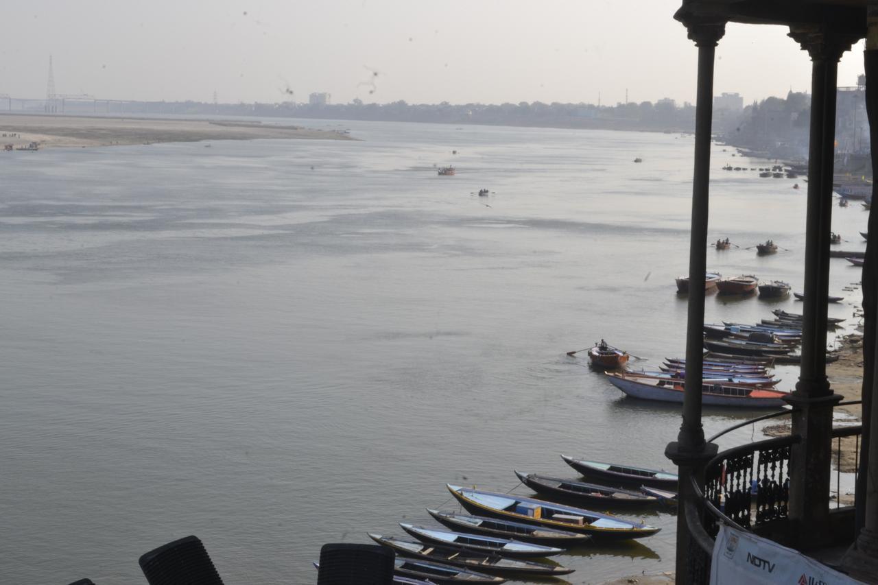 Hotel Sita Palace On Heritage Ghats Of Benaras Varanasi Exterior foto